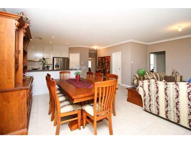 21 Falcon Drive, Hewett SA 5118