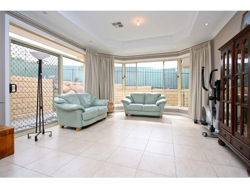 21 Falcon Drive, Hewett SA 5118