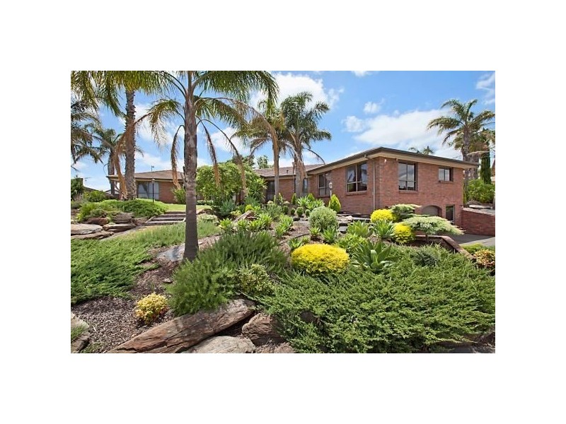 36 Kara Crescent, Gulfview Heights SA 5096