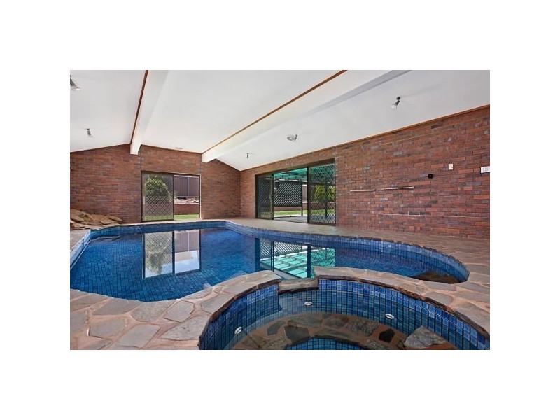 36 Kara Crescent, Gulfview Heights SA 5096