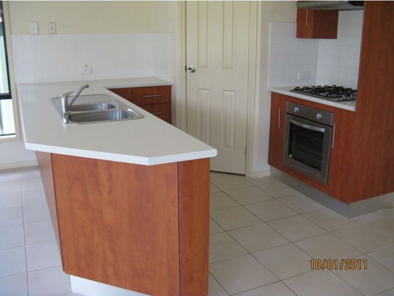 2 Oxford court, Elizabeth Park SA 5113