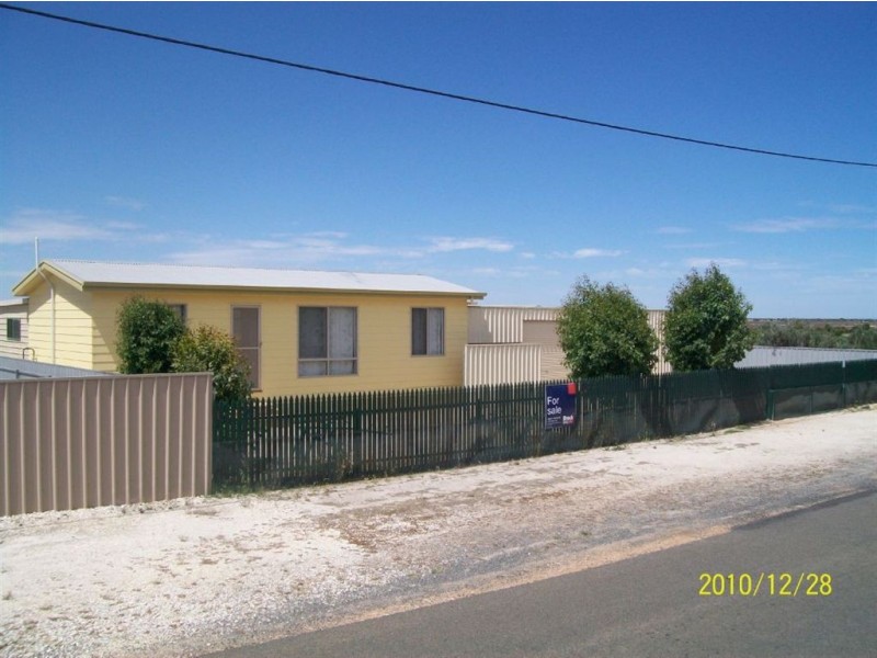 37 Sand Piper Drive, Thompson Beach SA 5501