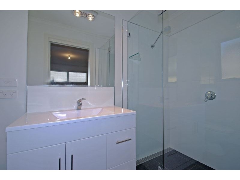 2/69 Auburn road, Kingston TAS 7050