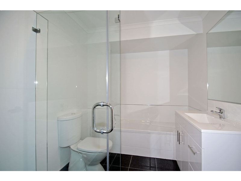2/69 Auburn road, Kingston TAS 7050