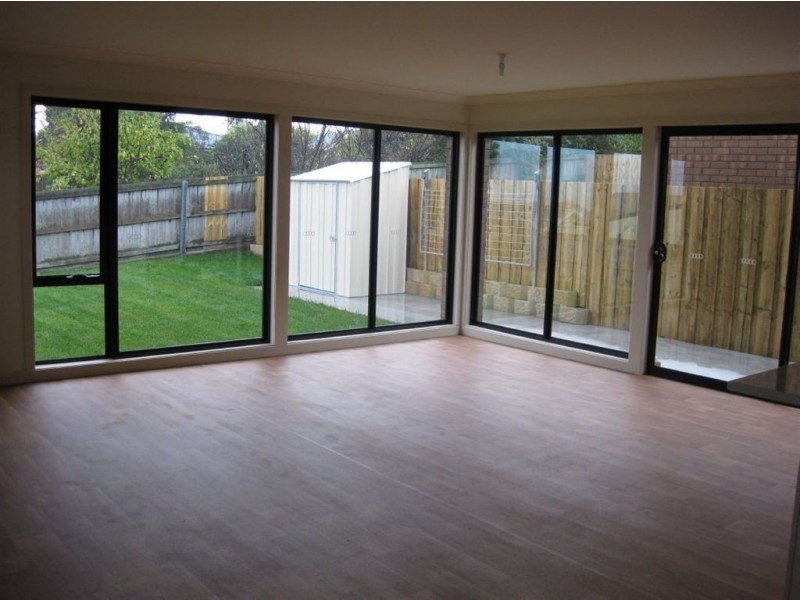 5/137 Redwood Road, Kingston TAS 7050