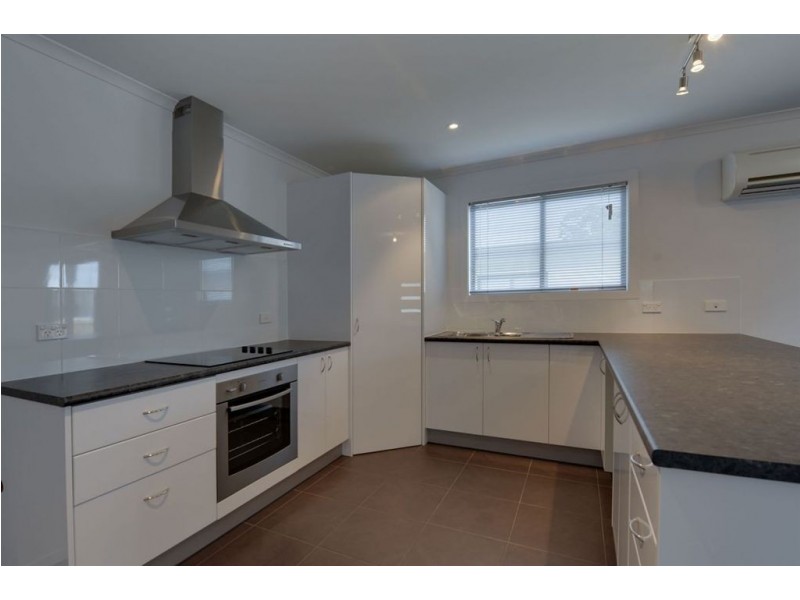 8/107 Channel Highway, Kingston TAS 7050