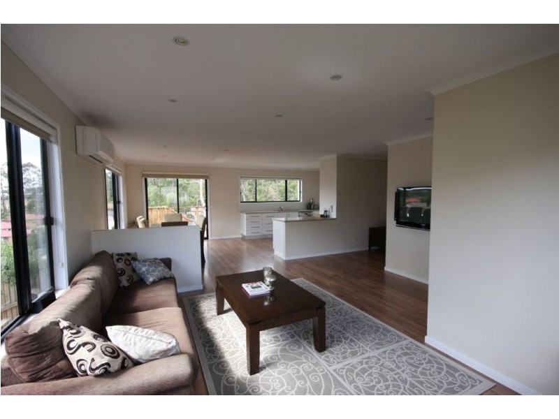 13 Ineke Drive, Kingston TAS 7050