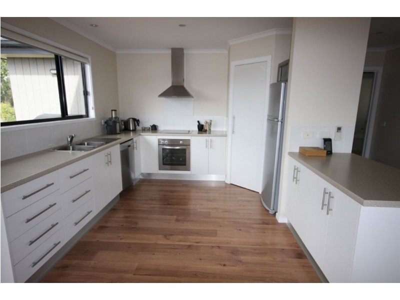 13 Ineke Drive, Kingston TAS 7050