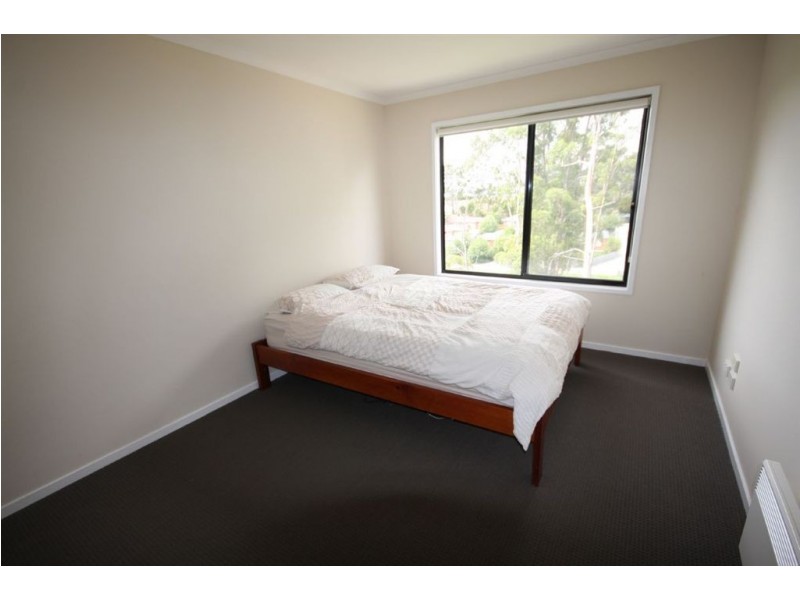 13 Ineke Drive, Kingston TAS 7050