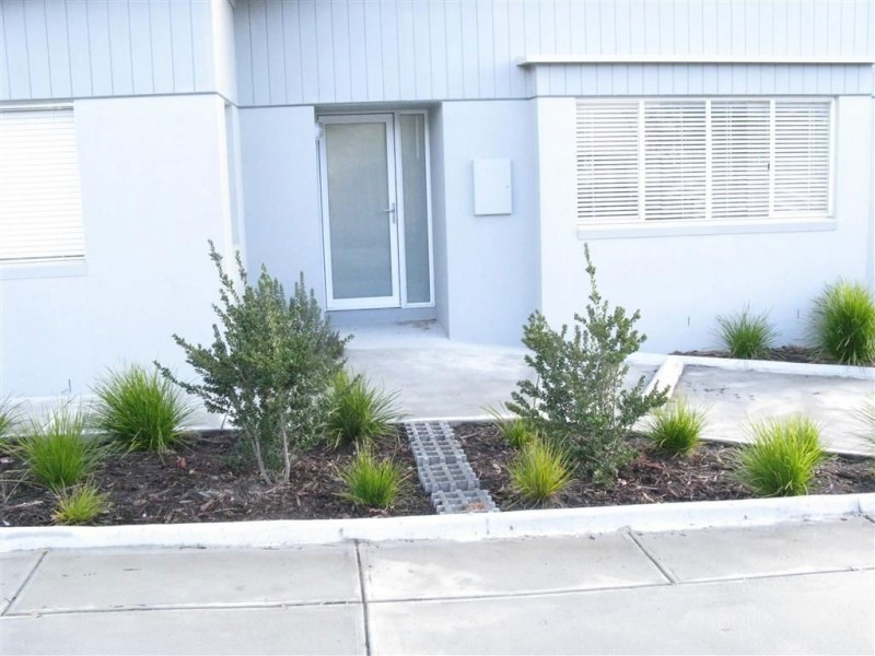 2/3 Beach Road, Snug TAS 7054