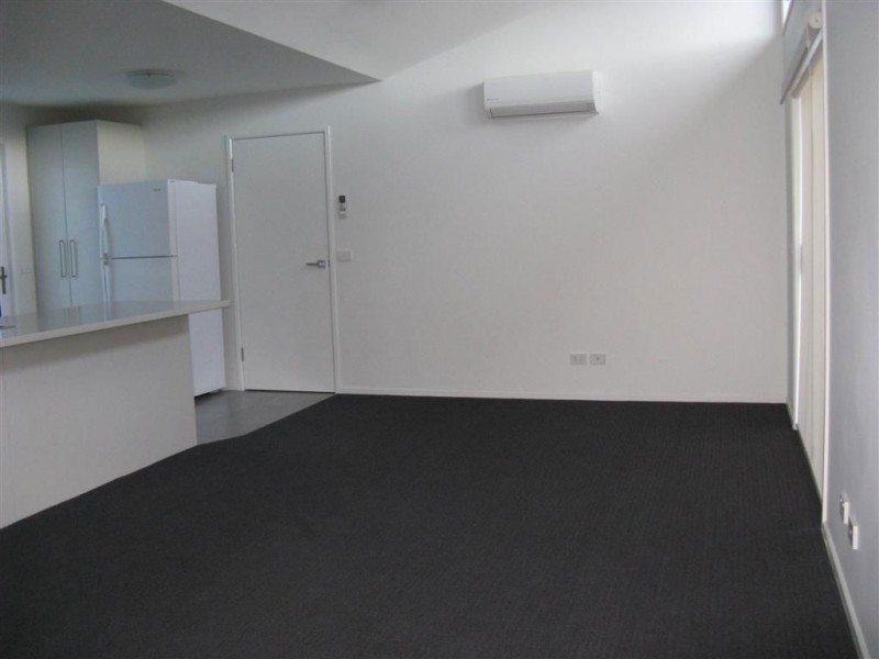 2/3 Beach Road, Snug TAS 7054