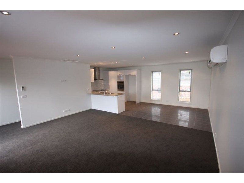 5/3 Wells Parade, Blackmans Bay TAS 7052