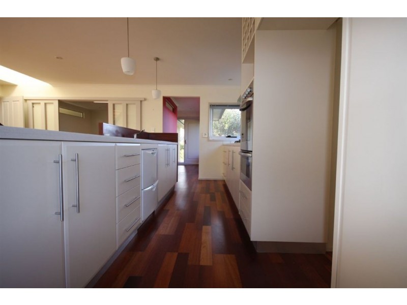 15 Bay Court, Blackmans Bay TAS 7052