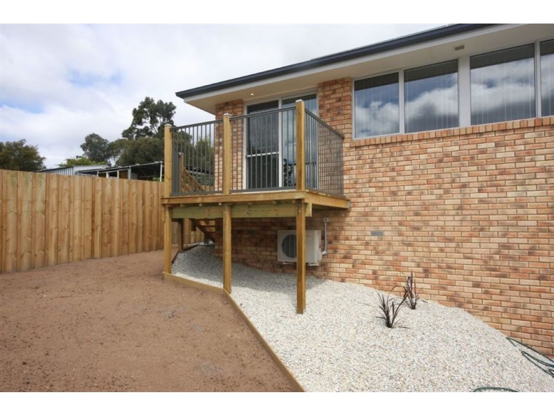 2/13 Moir Road, Kingston TAS 7050