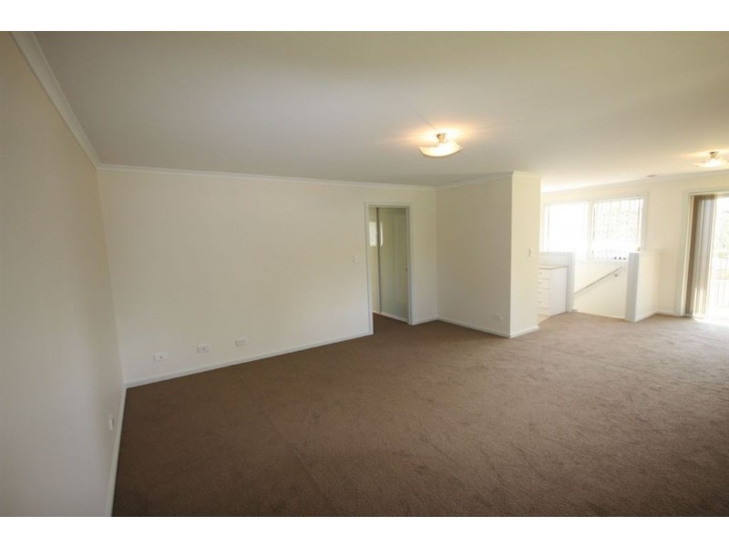 2/13 Moir Road, Kingston TAS 7050