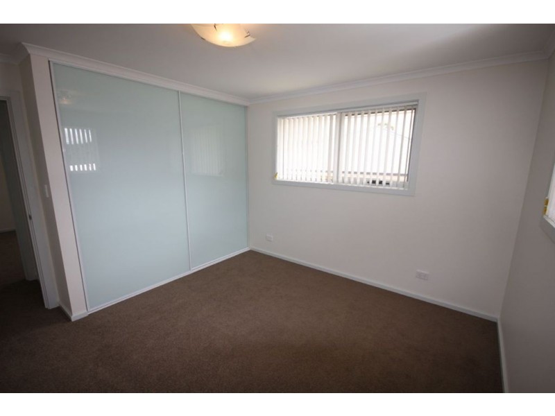 2/13 Moir Road, Kingston TAS 7050
