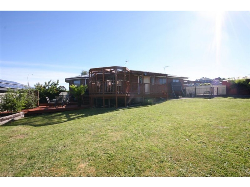 7 Welcome Avenue, Kingston TAS 7050