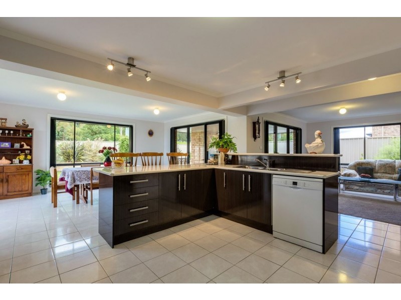 3 Ephesus Place, Blackmans Bay TAS 7052