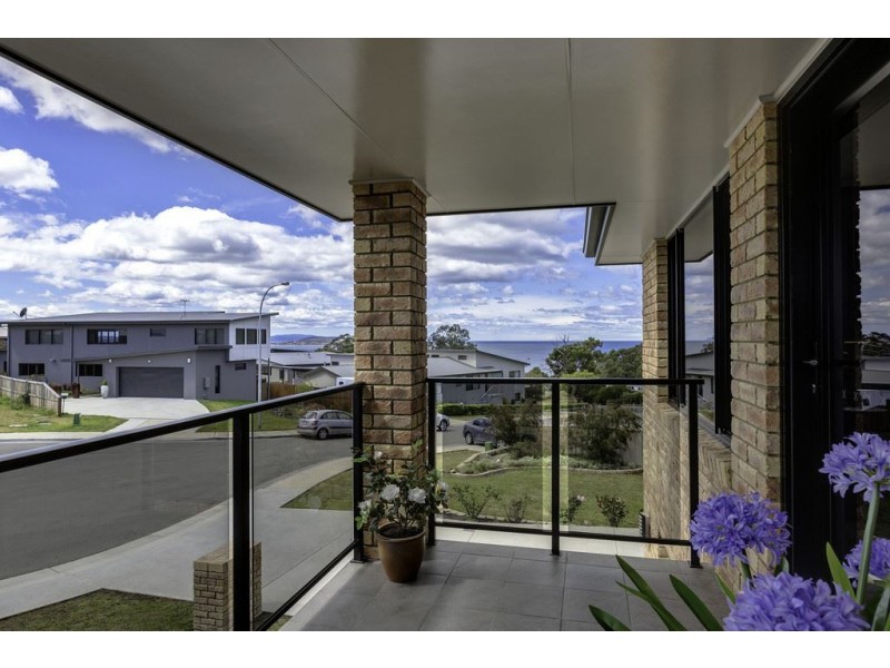 3 Ephesus Place, Blackmans Bay TAS 7052