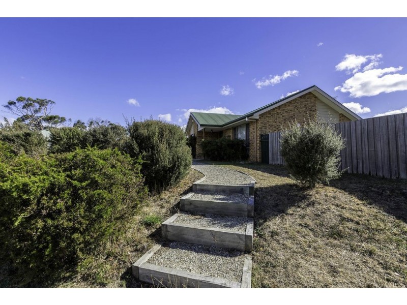 6 Carrington Drive, Margate TAS 7054
