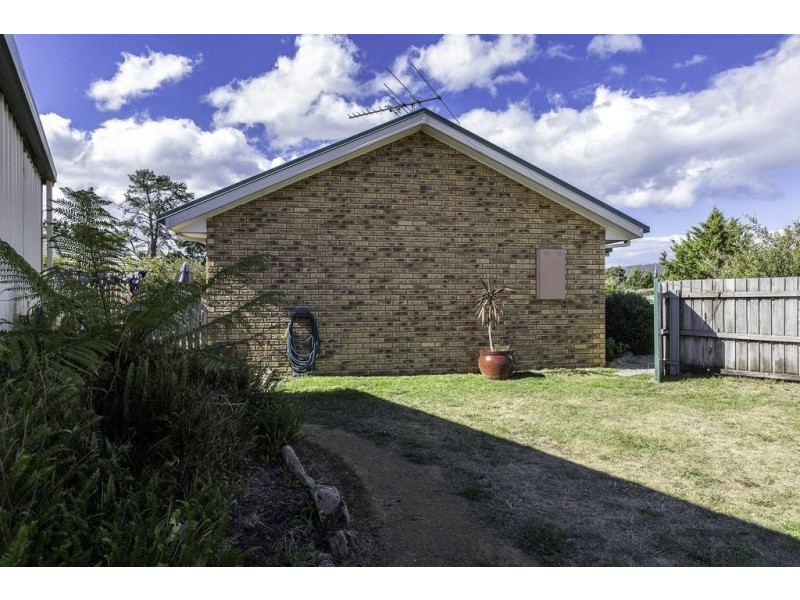 6 Carrington Drive, Margate TAS 7054