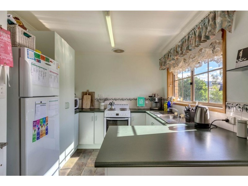 6 Carrington Drive, Margate TAS 7054