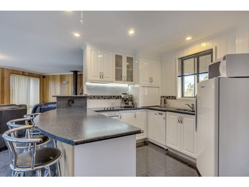 90 McKenzies Road, Leslie Vale TAS 7054