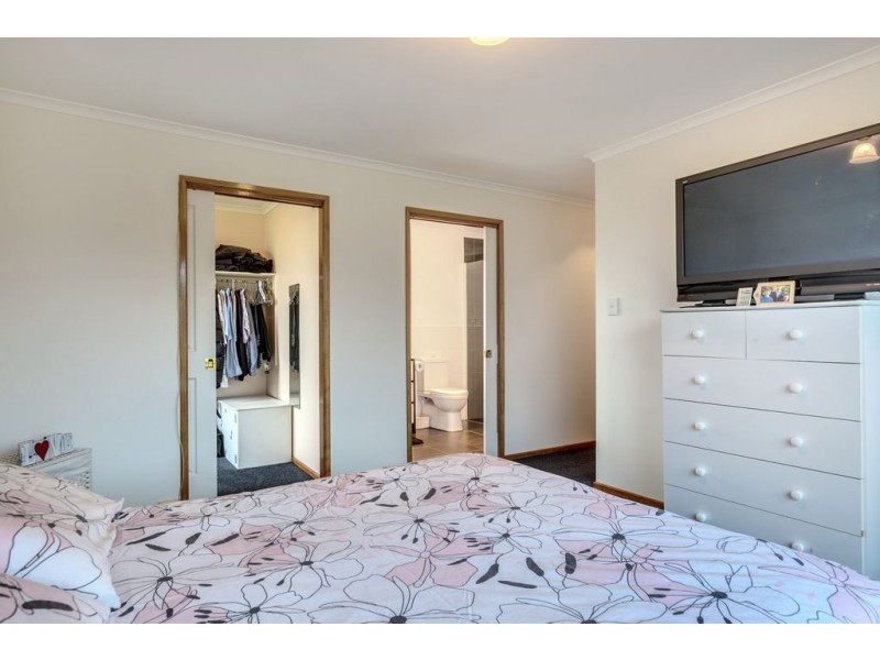 90 McKenzies Road, Leslie Vale TAS 7054