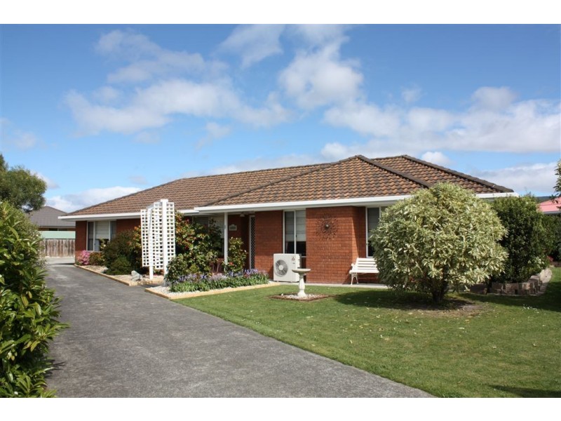 6 Peppermint Place, Margate TAS 7054