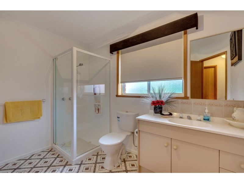 6 Peppermint Place, Margate TAS 7054