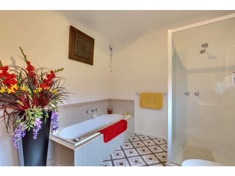 6 Peppermint Place, Margate TAS 7054