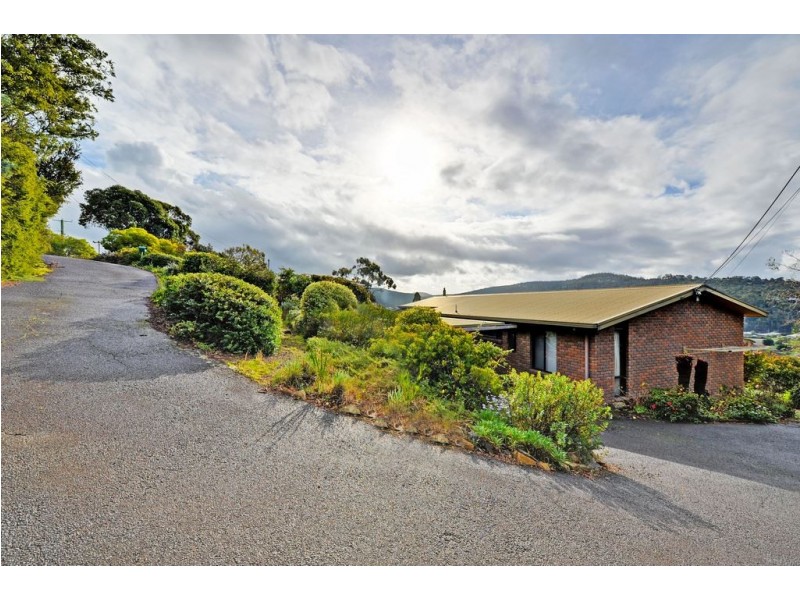 13 Auburn Road, Kingston Beach TAS 7050