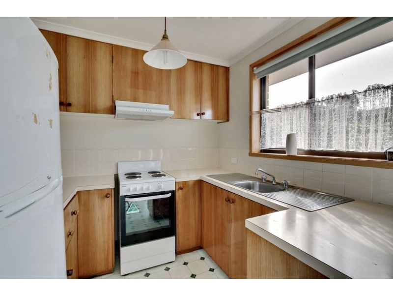 42 Village Drive, Kingston TAS 7050