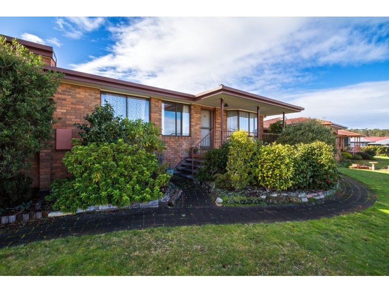 42 Village Drive, Kingston TAS 7050