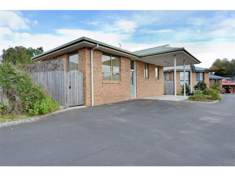 1/16 Pearsall Avenue, Blackmans Bay TAS 7052
