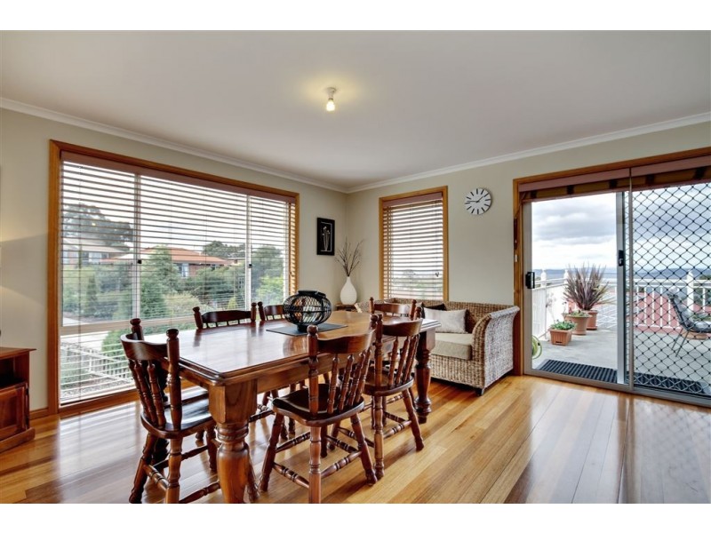 37 Timbertop Drive, Blackmans Bay TAS 7052