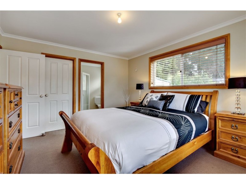 37 Timbertop Drive, Blackmans Bay TAS 7052