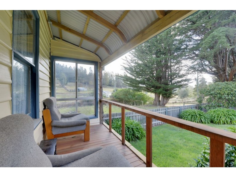 4 Milford Road, Kaoota TAS 7150