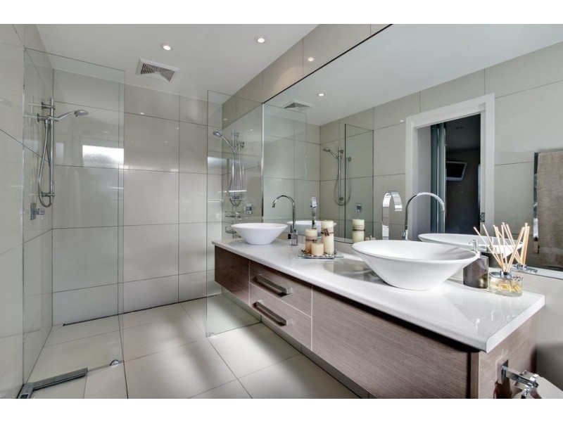 42 Kingfisher Street, Kingston TAS 7050