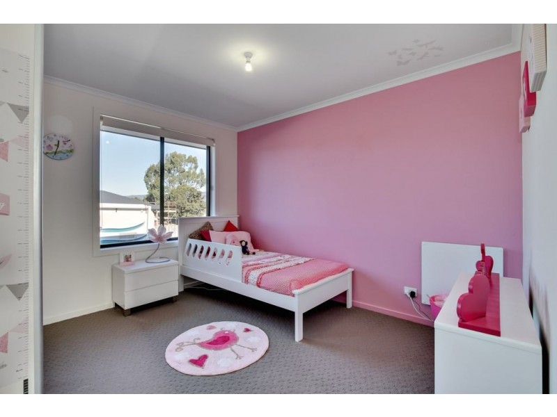 42 Kingfisher Street, Kingston TAS 7050