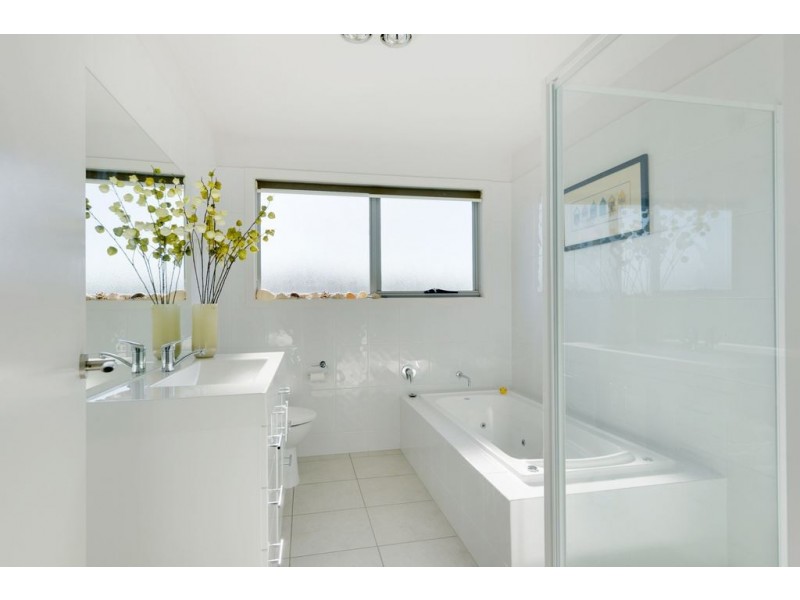 11/10 Denison Street, Kingston TAS 7050