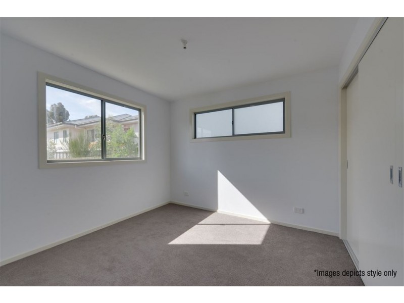 4/130 Burwood Drive, Blackmans Bay TAS 7052