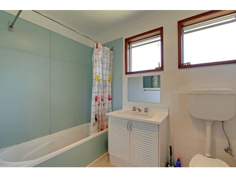 1/130 Summerleas Road, Kingston TAS 7050