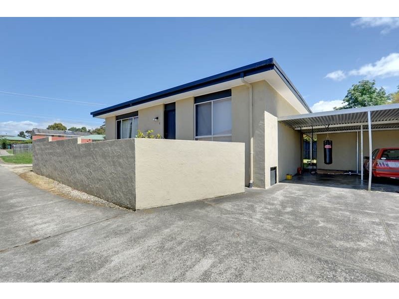 1/130 Summerleas Road, Kingston TAS 7050