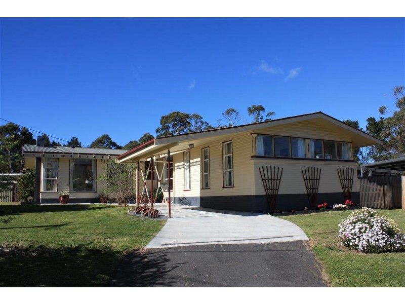 9 Kingston Heights, Kingston Beach TAS 7050