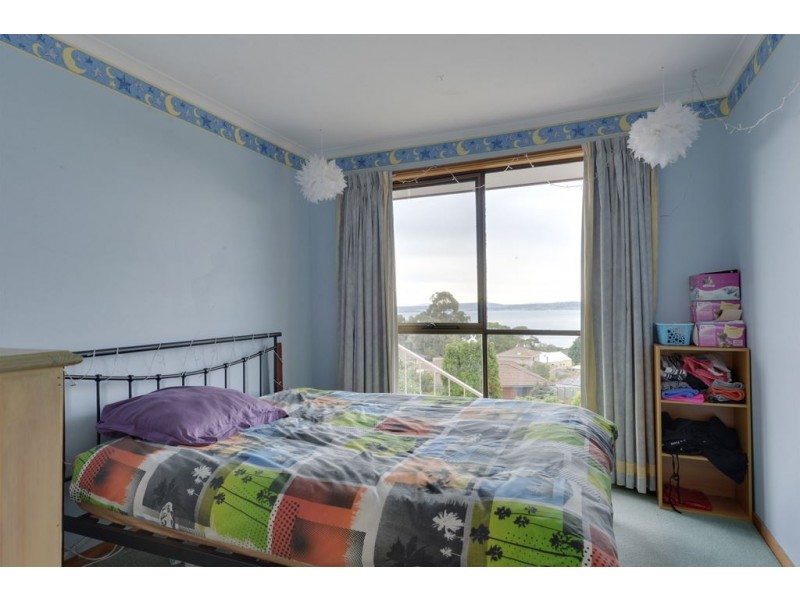 48 Woodlands Drive, Blackmans Bay TAS 7052