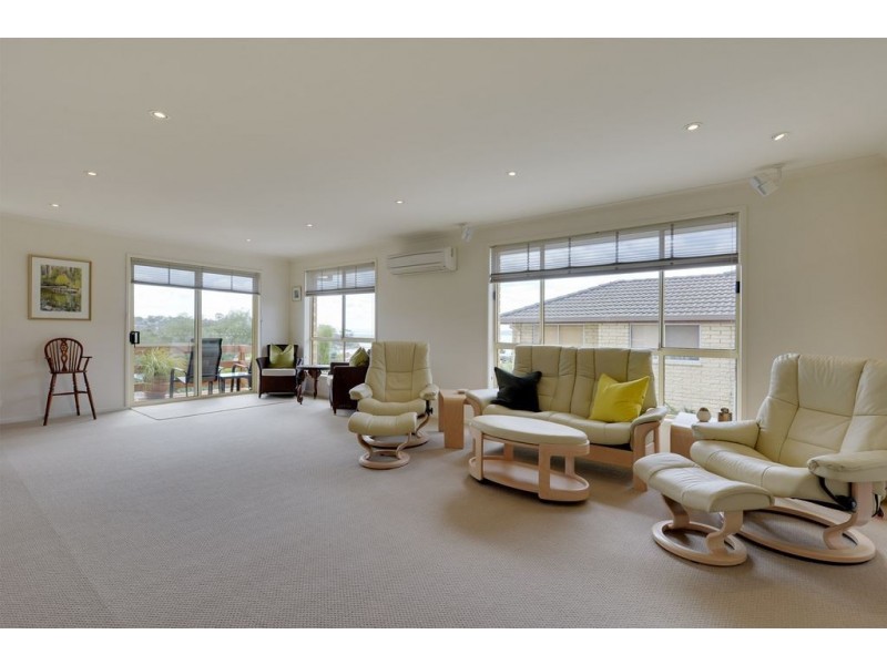 27 Carinya Street, Blackmans Bay TAS 7052