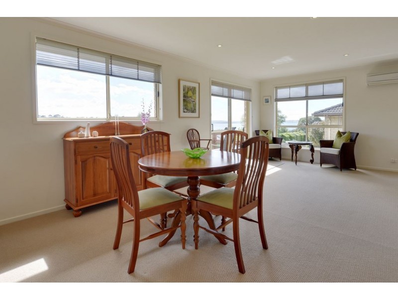 27 Carinya Street, Blackmans Bay TAS 7052