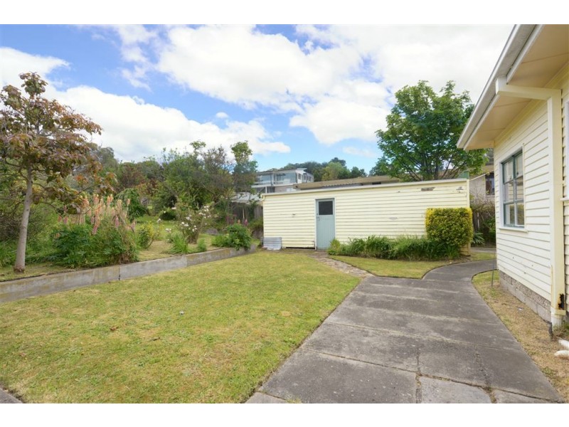 6 Ocean Esplanade, Blackmans Bay TAS 7052