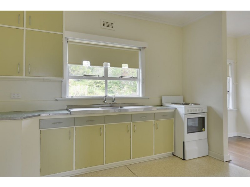 6 Ocean Esplanade, Blackmans Bay TAS 7052